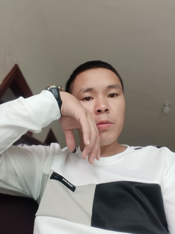 冷漠的第一张照片--周宁蓝颜知己交友网