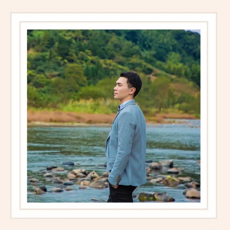 错把真心喂了狗的第一张照片--周宁蓝颜知己交友网